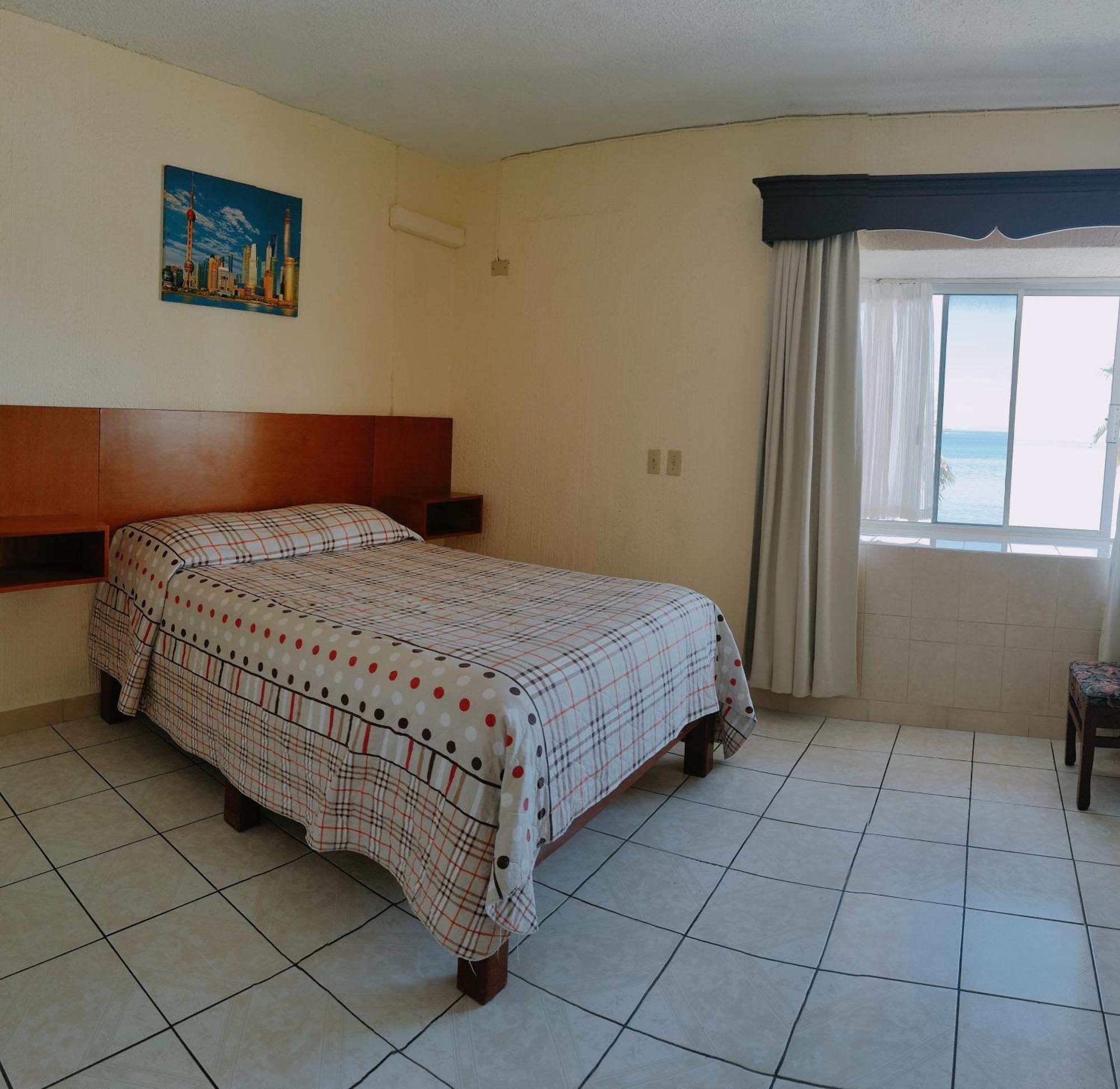 לה פז Hotel Pekin חדר תמונה