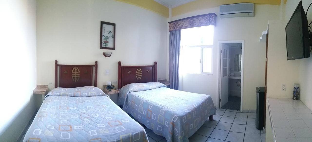 לה פז Hotel Pekin מראה חיצוני תמונה