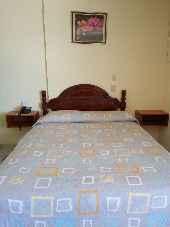 לה פז Hotel Pekin מראה חיצוני תמונה
